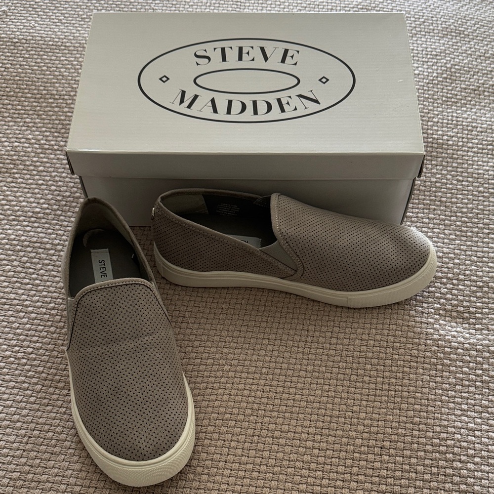 Steve Madden Women’s Slip-On Loafers